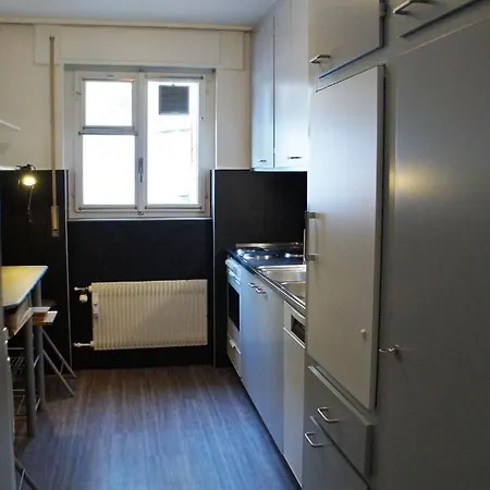 Comfortable & Central | Rainbow B Appartement